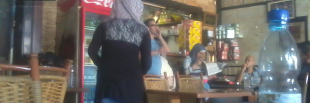 فتيات دمشق يدرن المقاهي والمحال بعد هجرة الشباب